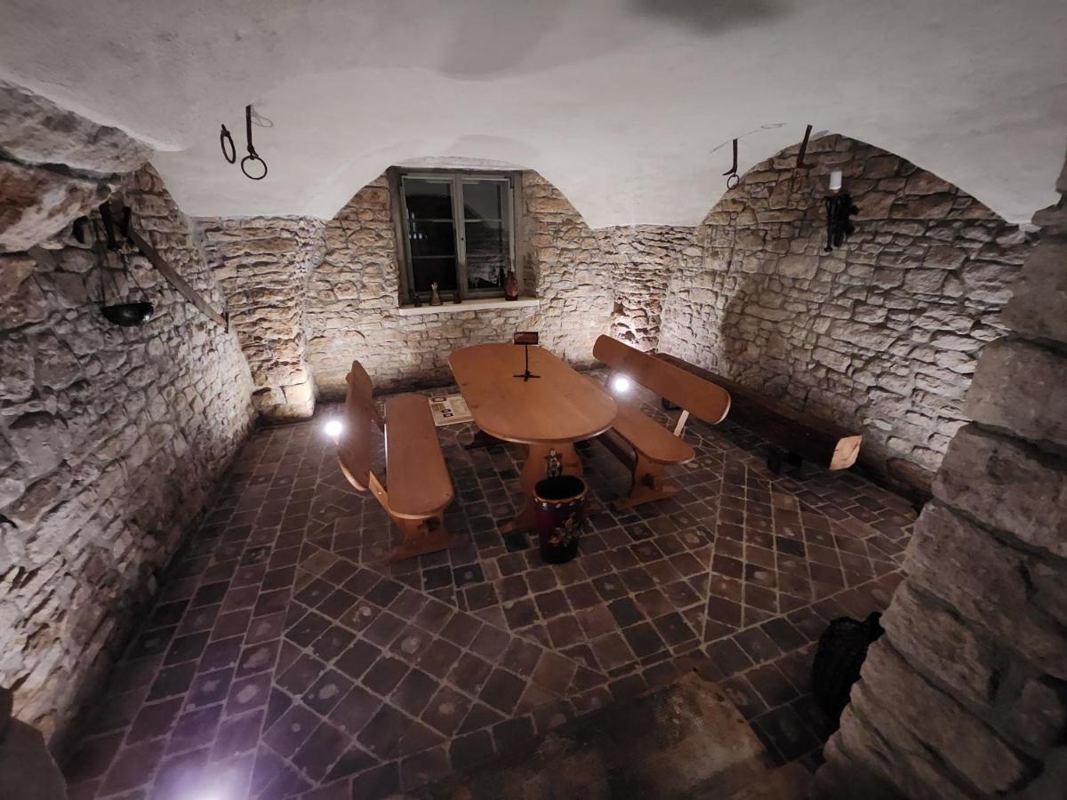 Aussergewoehnliches, Historisches, Spaetgotisches Wohnhaus Von 1519, Gries 5 Gera Exterior foto